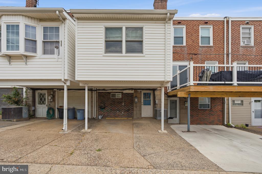 1084 CEDARWOOD ROAD