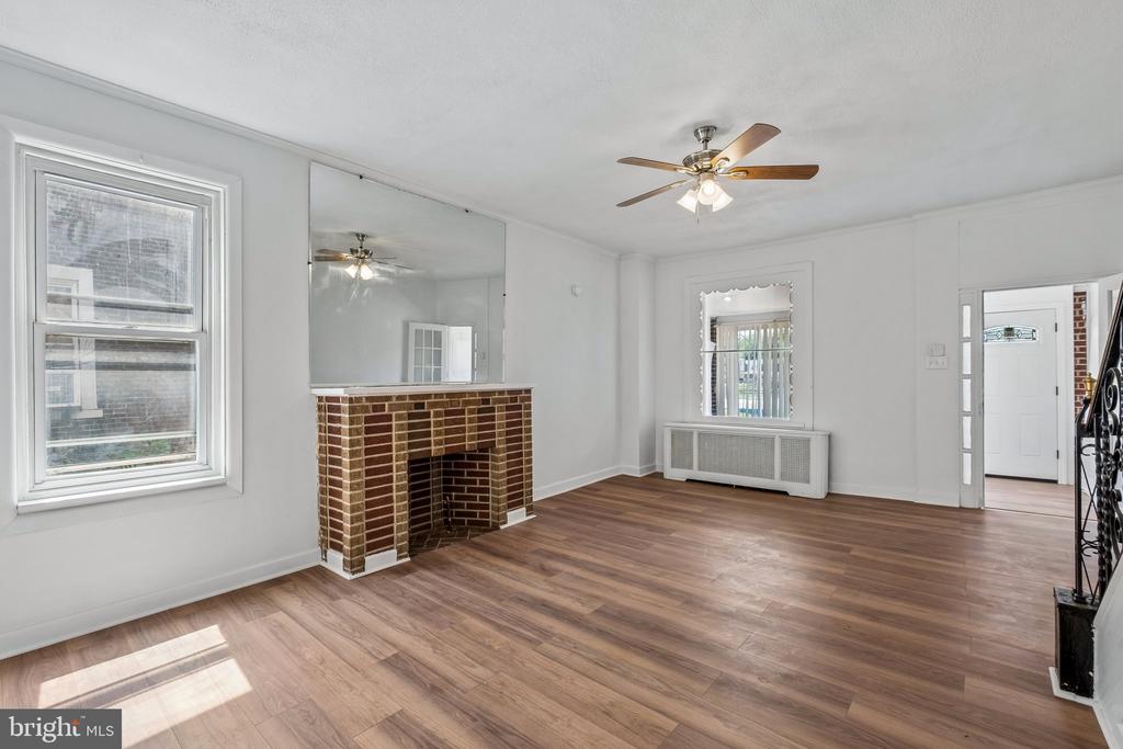 627 WALNUT STREET