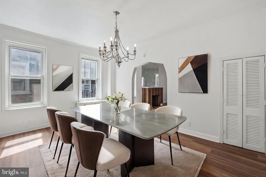 627 WALNUT STREET