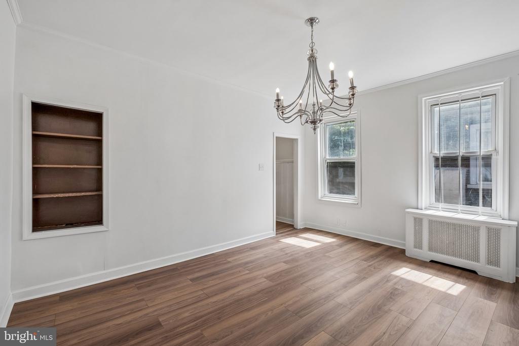 627 WALNUT STREET