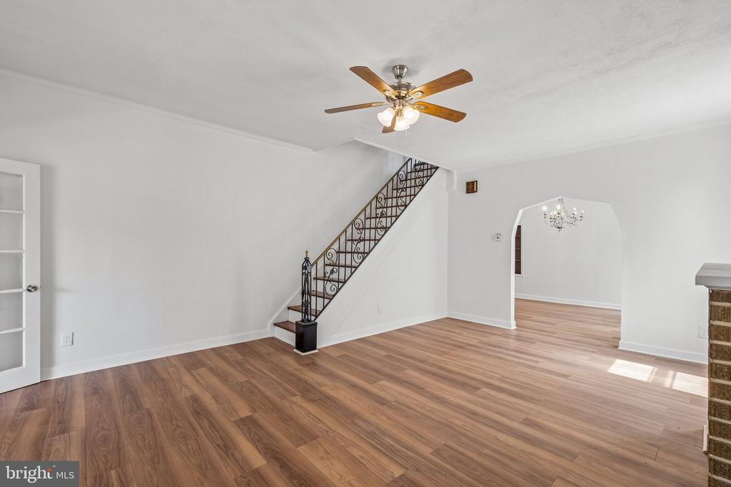 627 WALNUT STREET