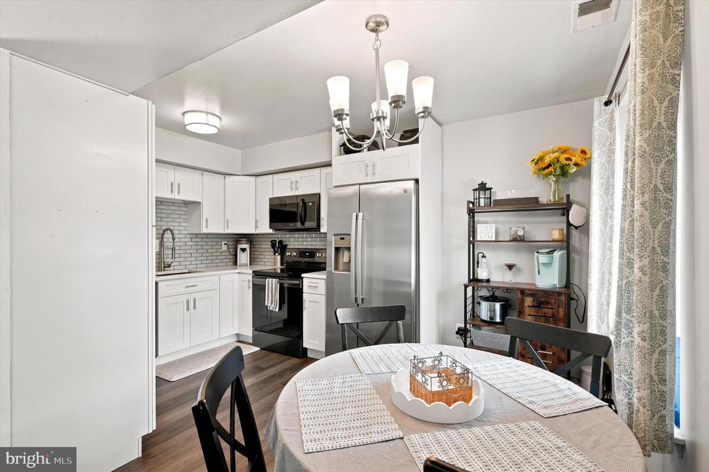 5200 HILLTOP DRIVE Unit: J4
