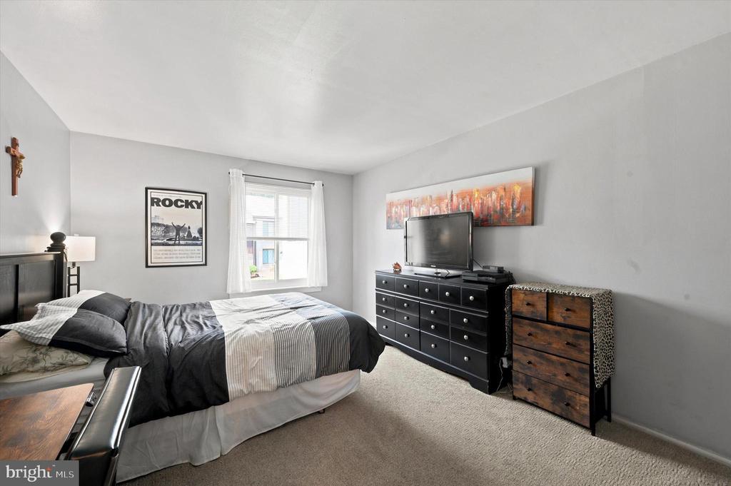 5200 HILLTOP DRIVE Unit: J4