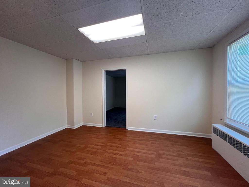 28-30 W GREENWOOD AVENUE