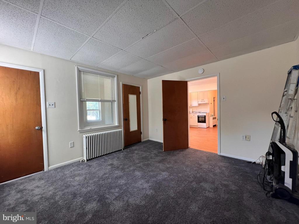 28-30 W GREENWOOD AVENUE