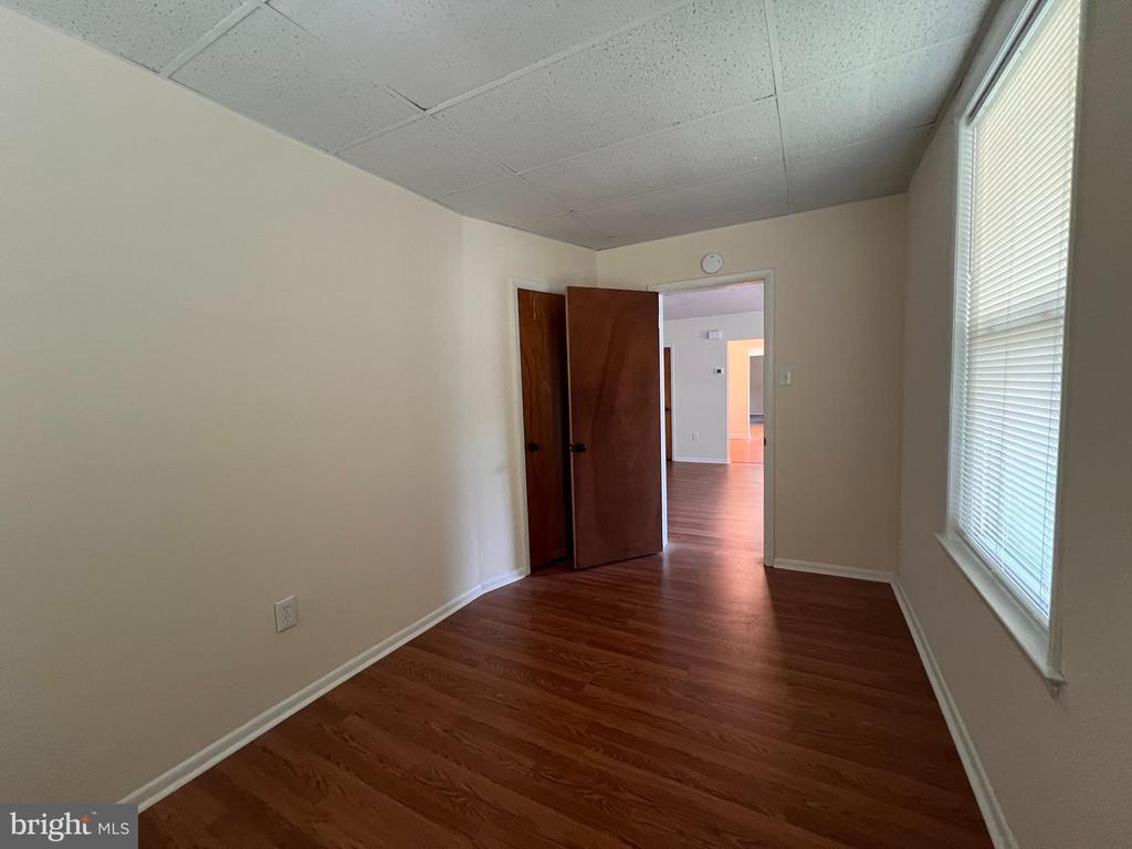 28-30 W GREENWOOD AVENUE