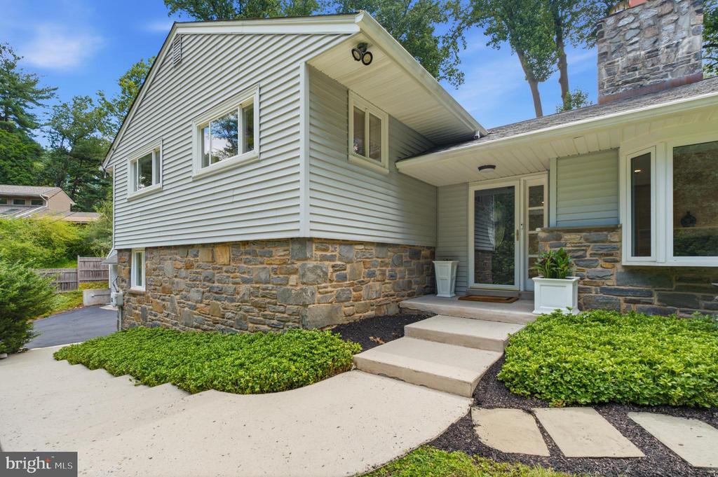 160 PAXON HOLLOW ROAD