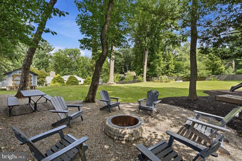 160 PAXON HOLLOW ROAD