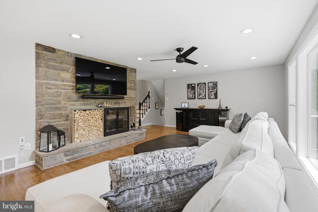 160 PAXON HOLLOW ROAD