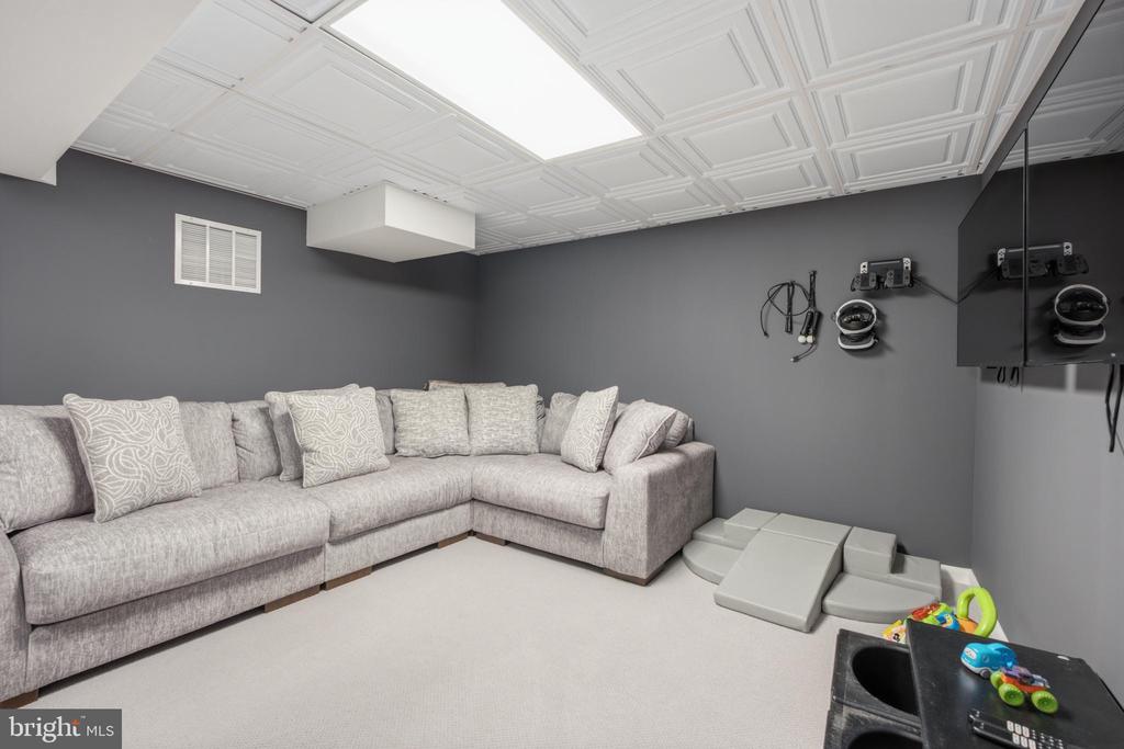 160 PAXON HOLLOW ROAD
