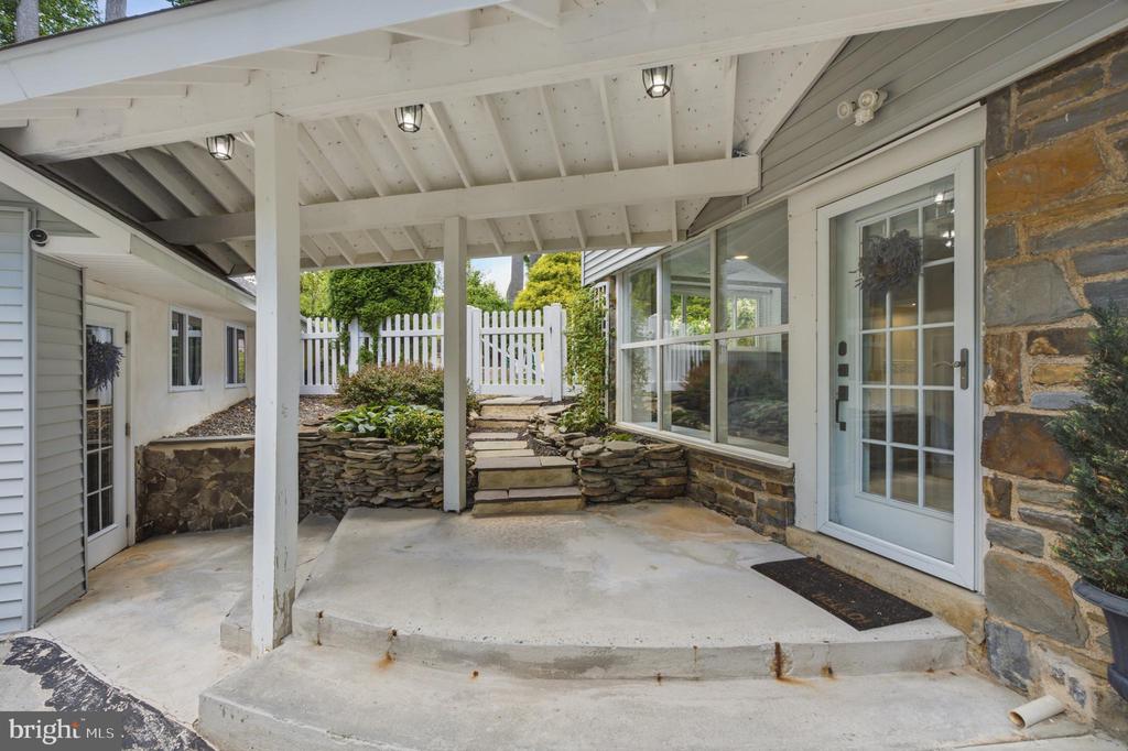 160 PAXON HOLLOW ROAD
