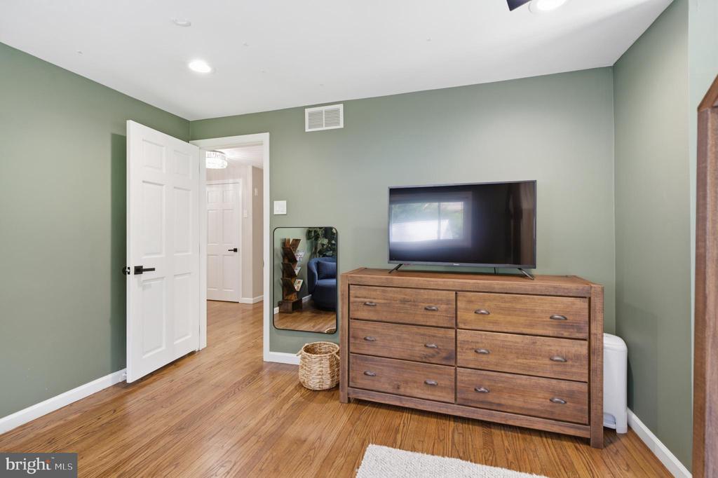 160 PAXON HOLLOW ROAD