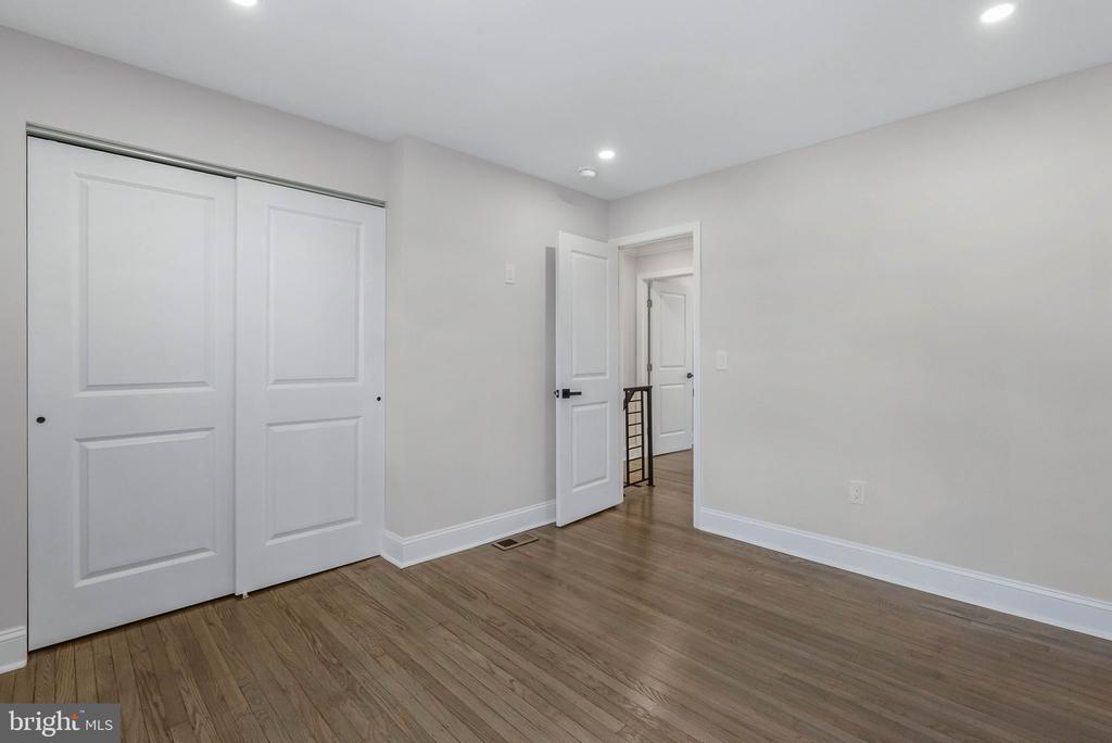 436 TIMBERLAKE ROAD