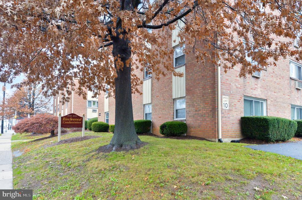 8115 W CHESTER PIKE Unit: #B-5E