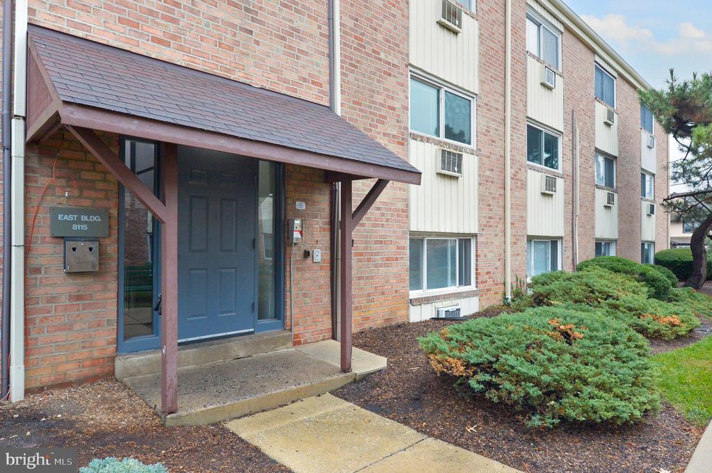 8115 W CHESTER PIKE Unit: #B-5E