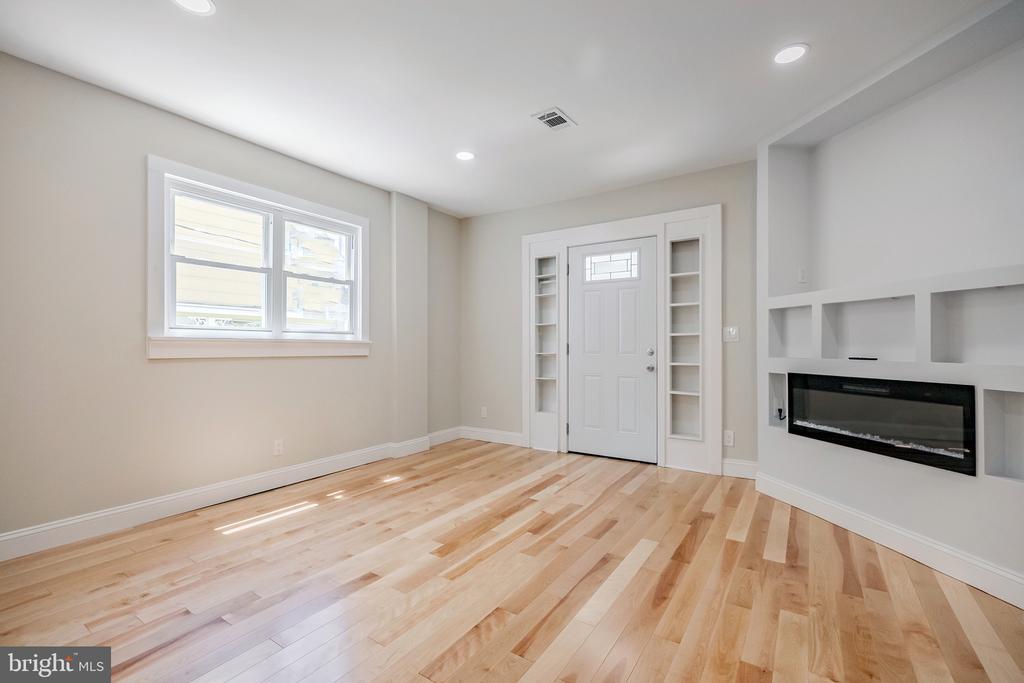 45 S BRIGHTON AVENUE