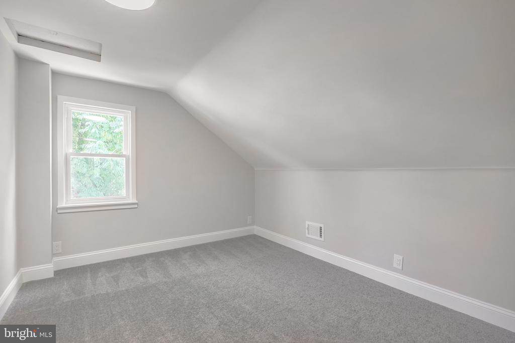 45 S BRIGHTON AVENUE