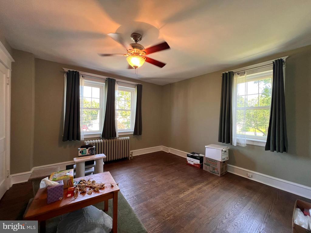 52 W ALBEMARLE AVENUE