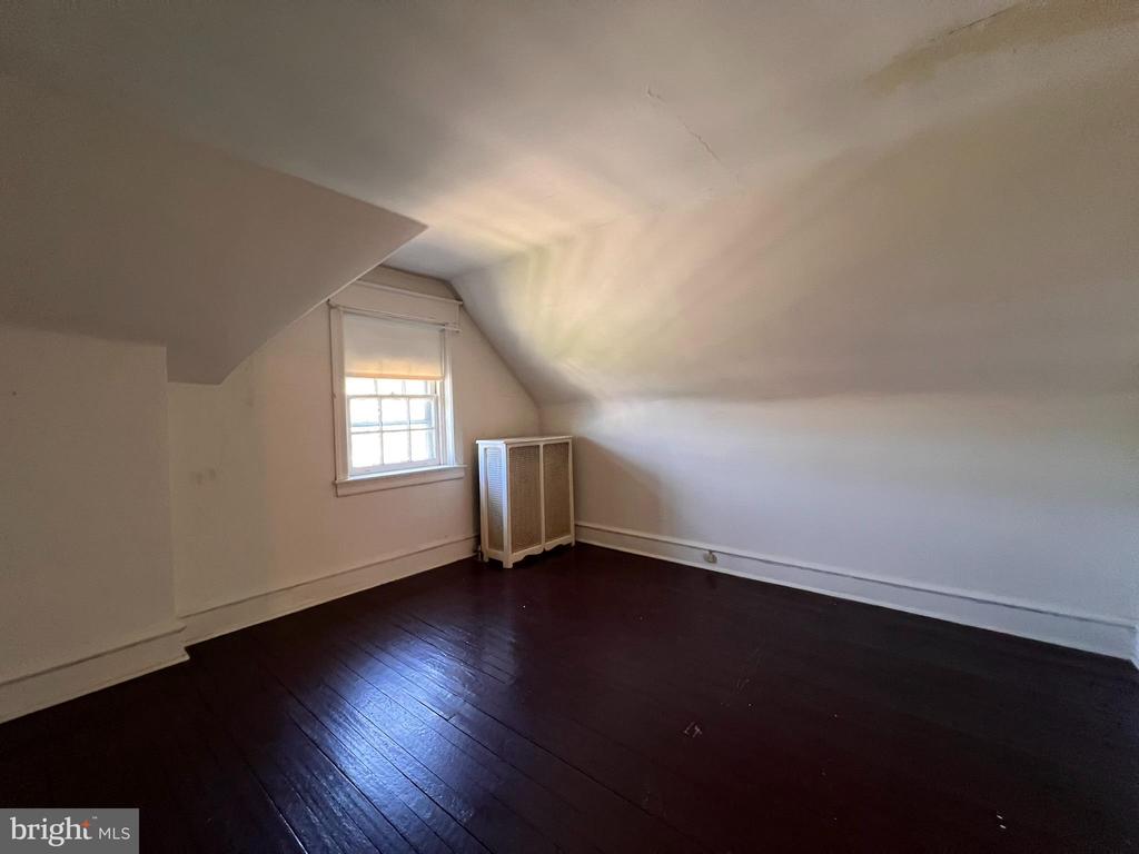 52 W ALBEMARLE AVENUE