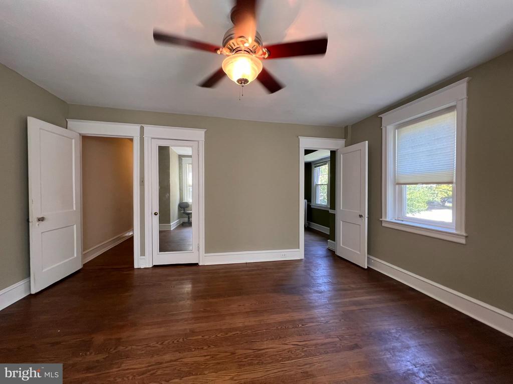 52 W ALBEMARLE AVENUE