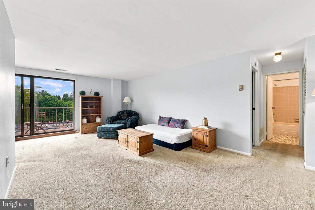 501 N PROVIDENCE ROAD Unit: 412