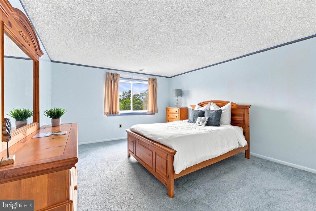 501 N PROVIDENCE ROAD Unit: 412