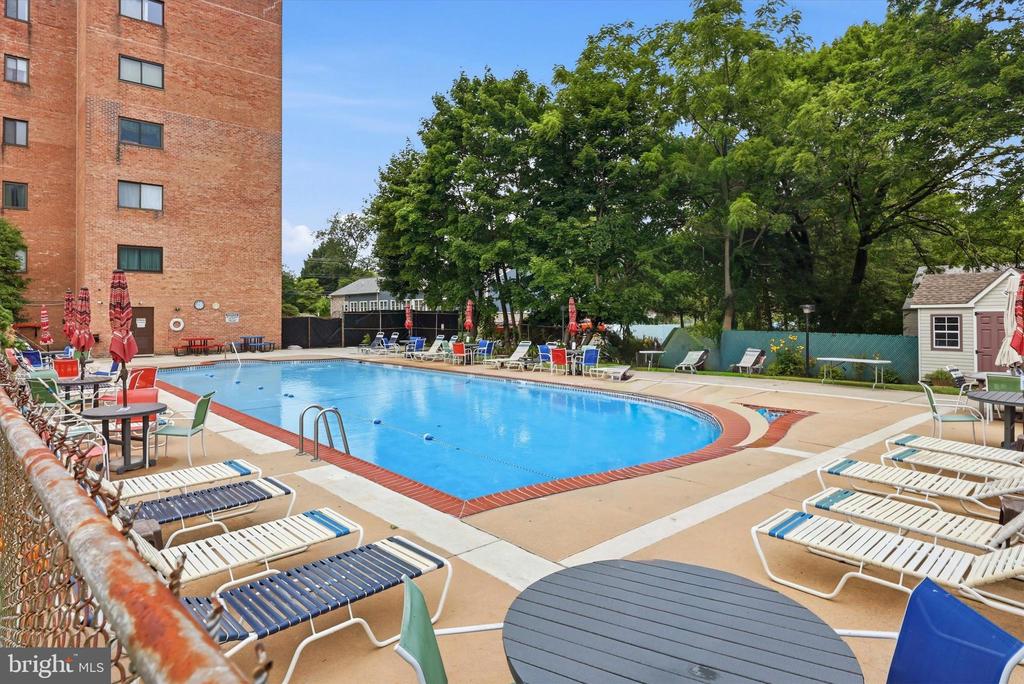 501 N PROVIDENCE ROAD Unit: 412
