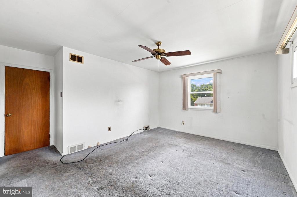 306 N CENTRAL AVENUE