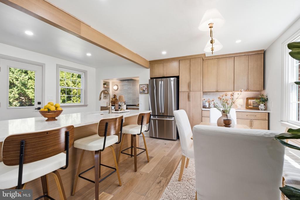 401 TWIN OAKS DRIVE