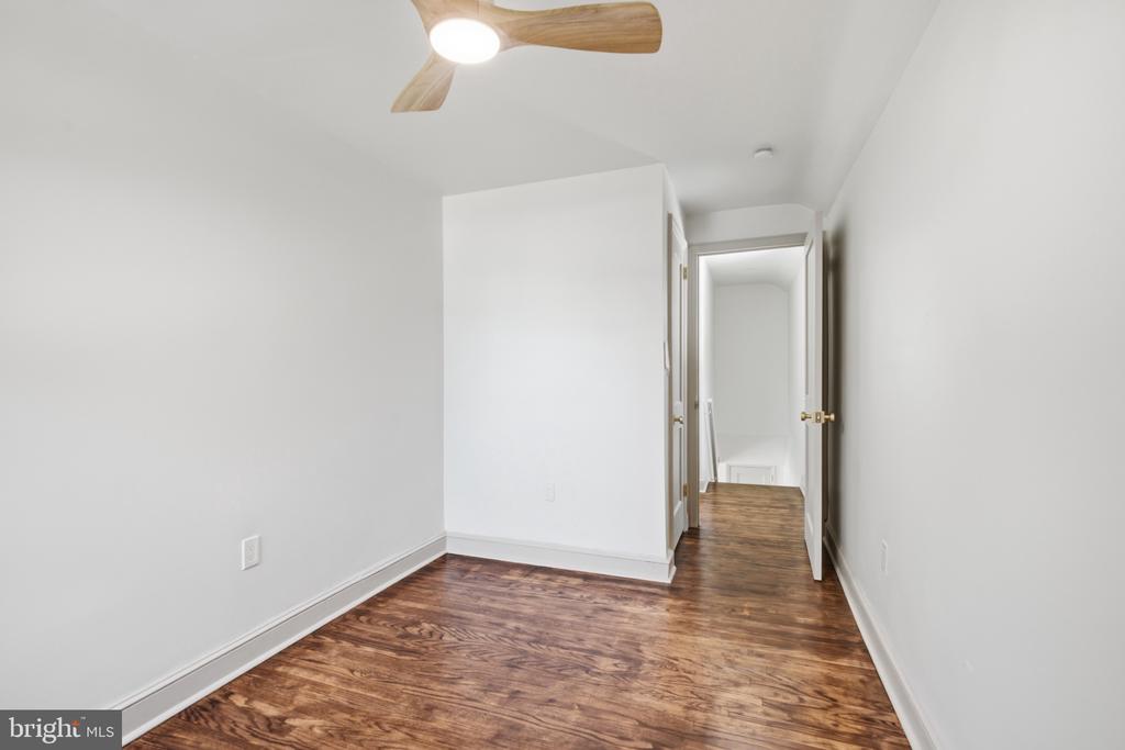401 TWIN OAKS DRIVE