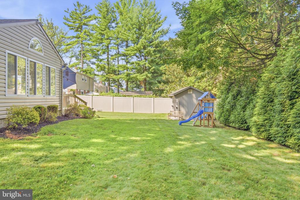 115 MULBERRY LANE
