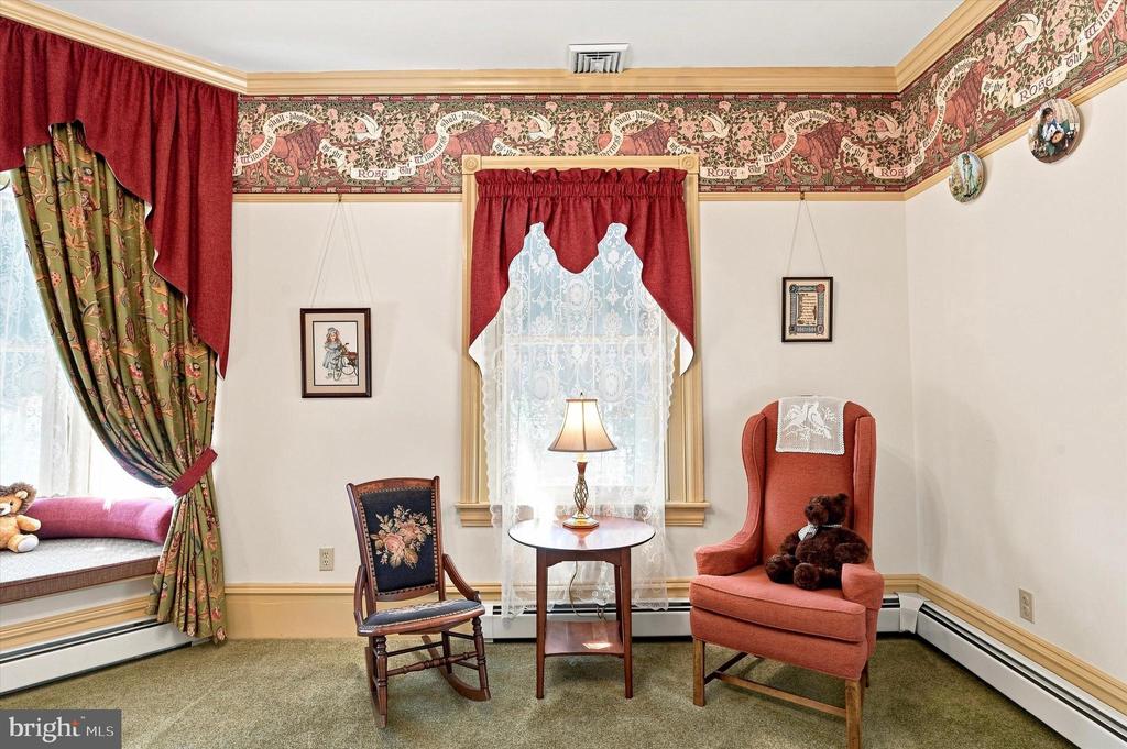 59 W GREENWOOD AVENUE