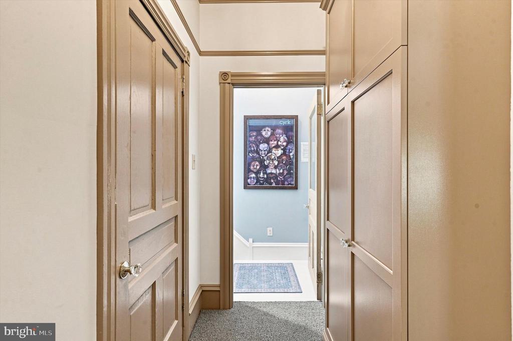 59 W GREENWOOD AVENUE