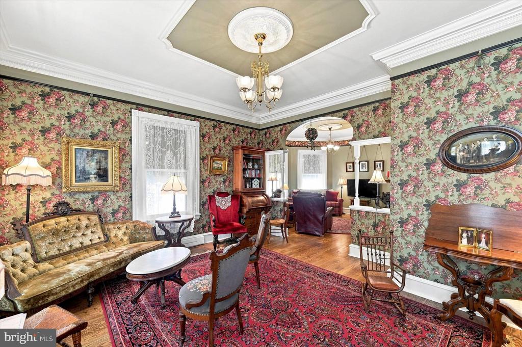 59 W GREENWOOD AVENUE