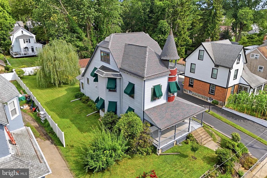 59 W GREENWOOD AVENUE