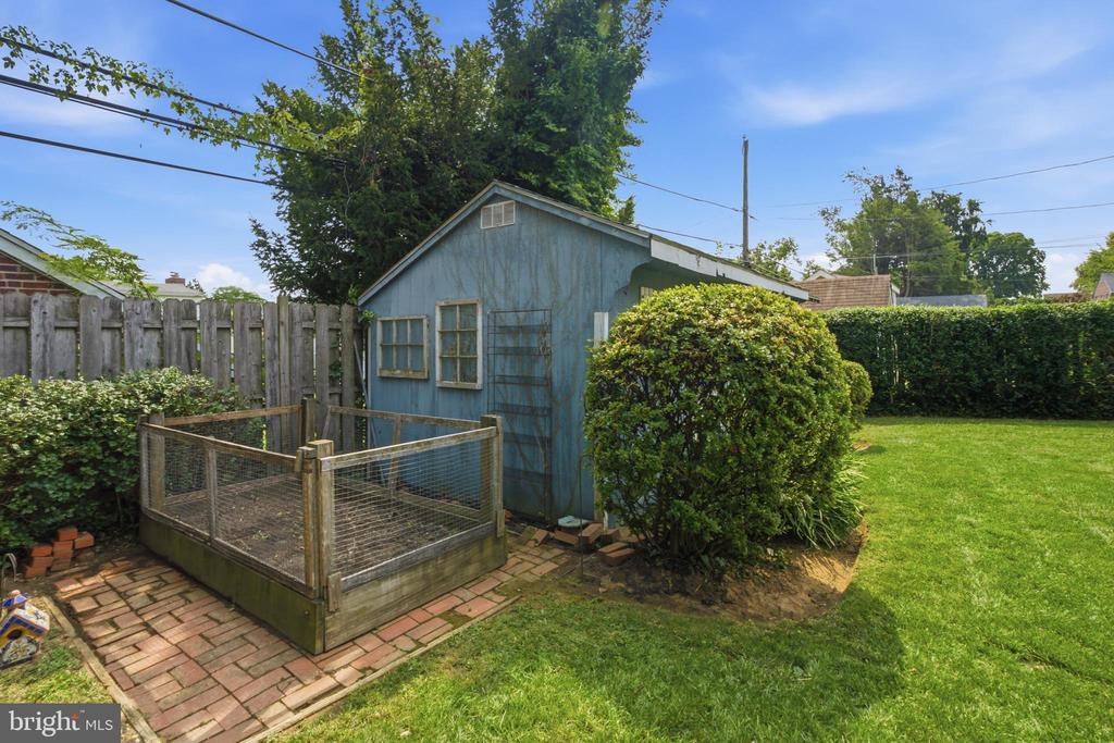 1117 CORNELL AVENUE