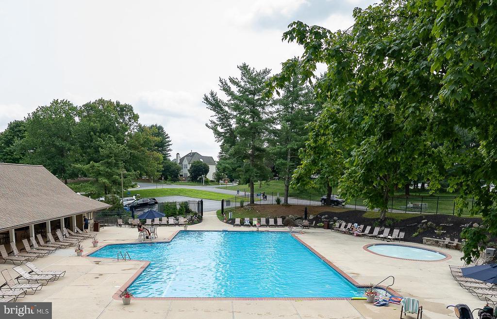 1102 PRITCHARD PLACE