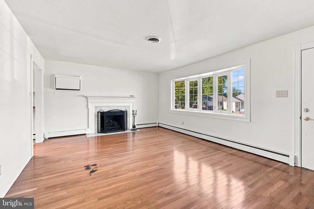 75 5TH AVENUE