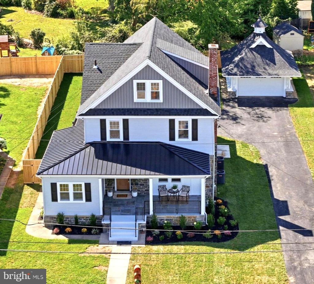 1216 DARBY ROAD