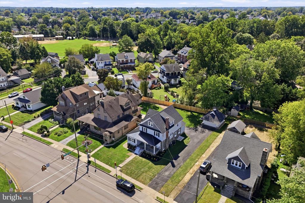 1216 DARBY ROAD