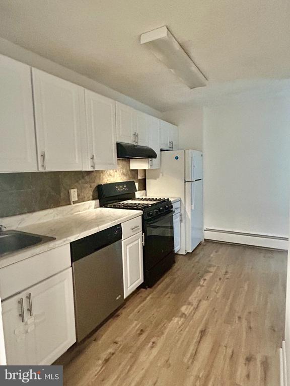 1030 LANCASTER AVENUE Unit: 402