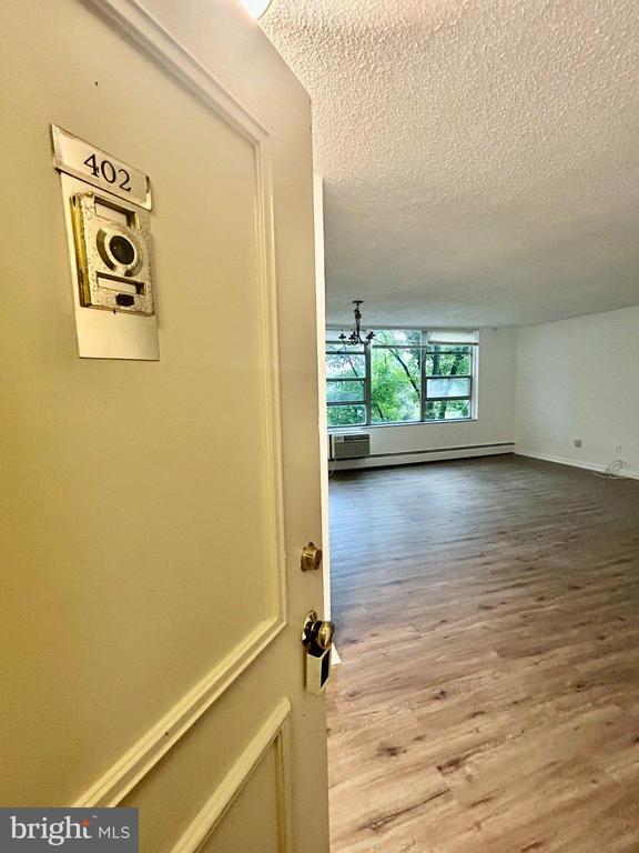 1030 LANCASTER AVENUE Unit: 402