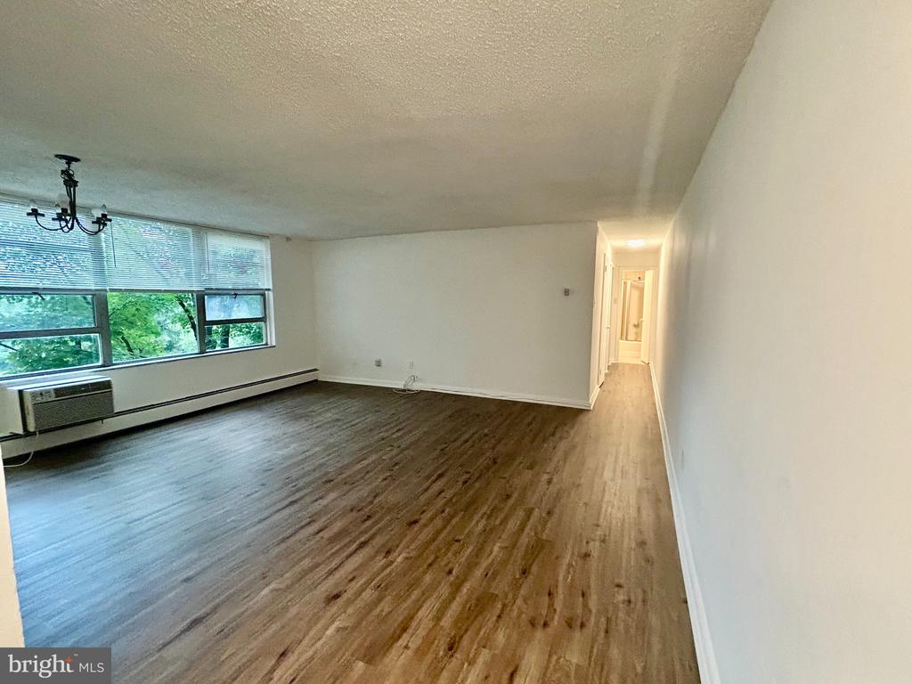 1030 LANCASTER AVENUE Unit: 402