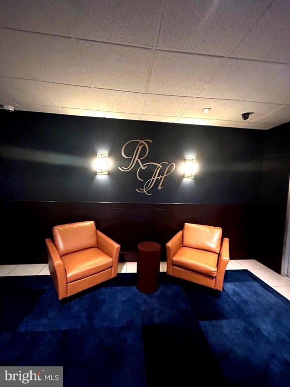 1030 LANCASTER AVENUE Unit: 402