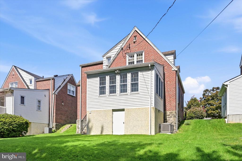 203 WALNUT HILL LANE