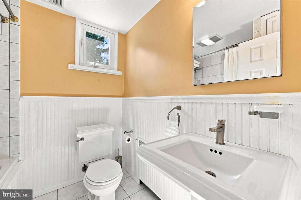 203 WALNUT HILL LANE
