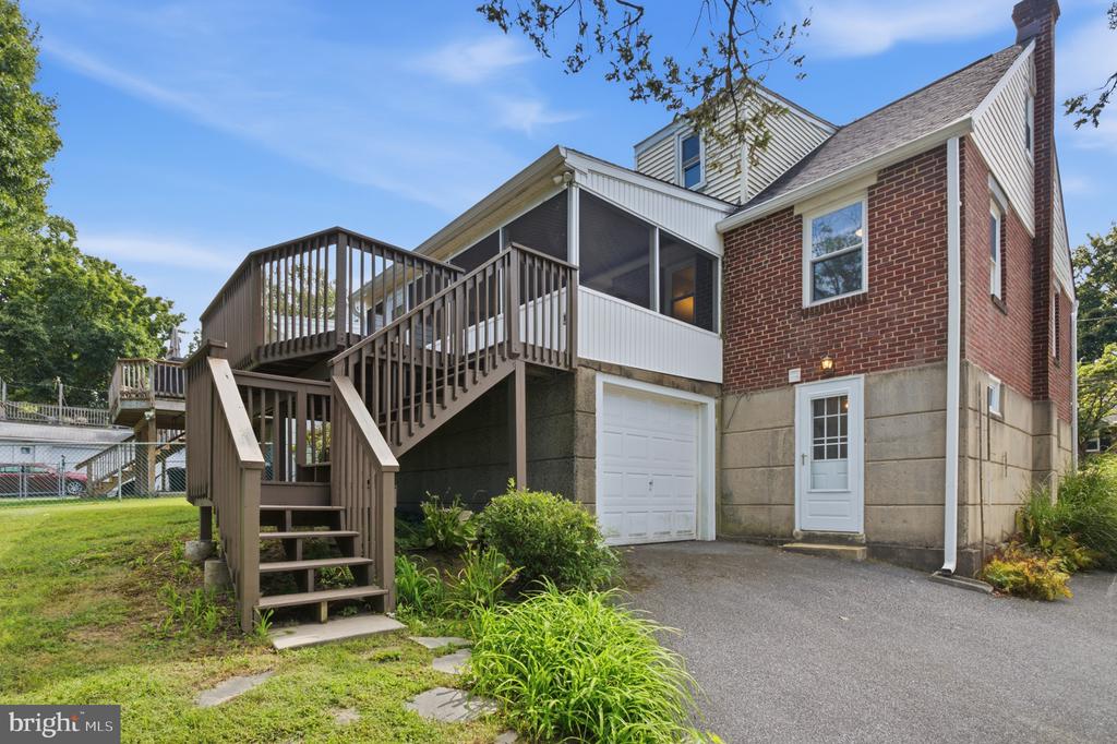 135 ROCKWOOD DRIVE