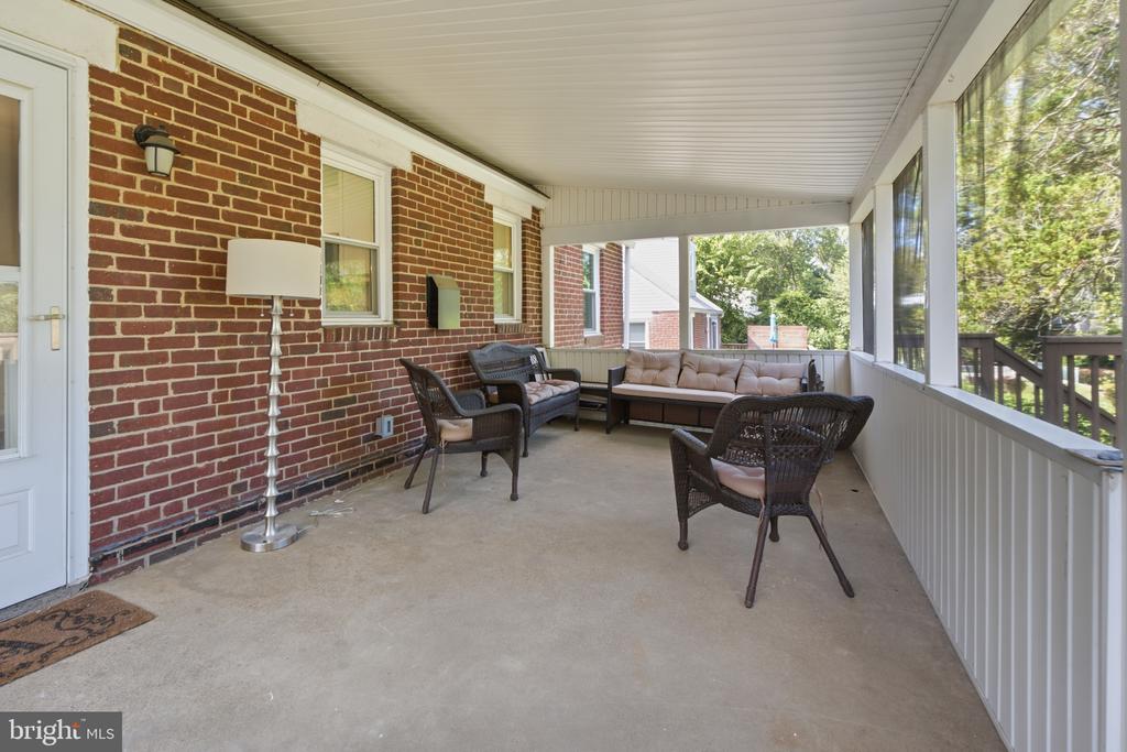 135 ROCKWOOD DRIVE