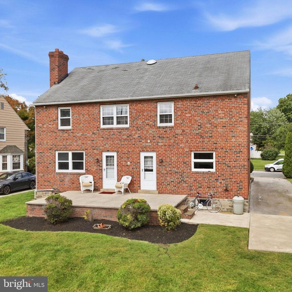 1411 DORCHESTER ROAD