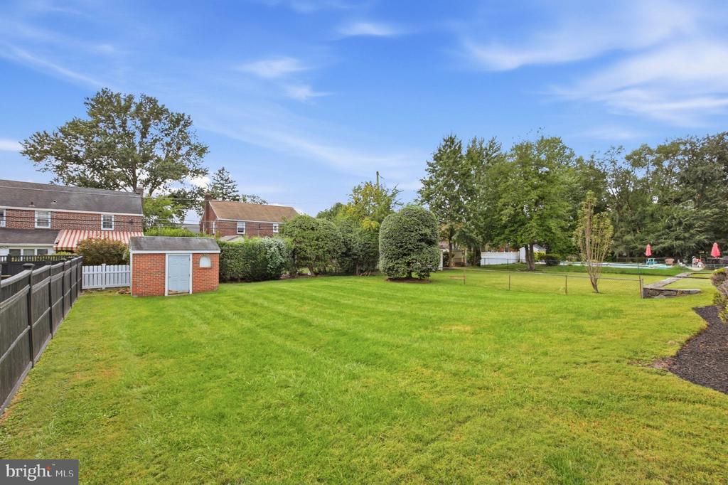 1411 DORCHESTER ROAD